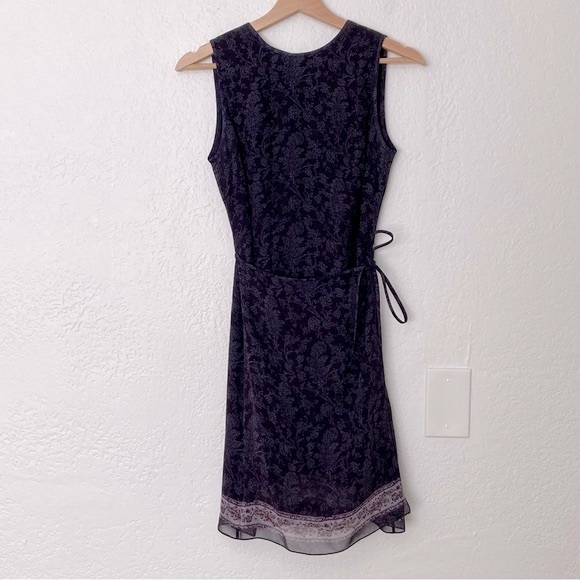Ann Taylor Dresses & Skirts - Ann Taylor 100% Silk Shell Sleeveless Purple Floral Dress, Size 4P